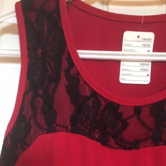 Elegant dress - Picture 2 of 4